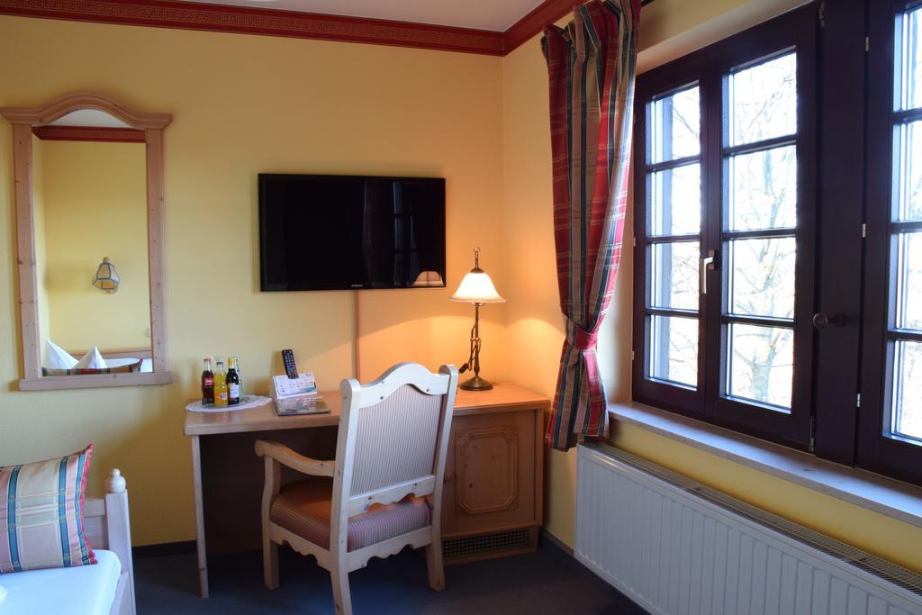 Hotel Landhaus Marienstein Bergen  Chambre photo